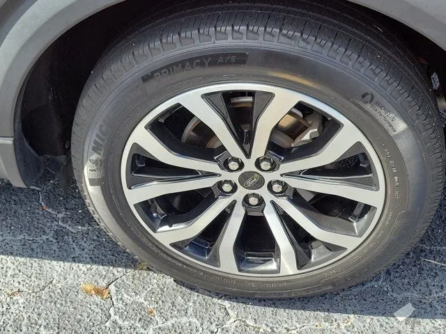 2023 Ford Explorer ST-Line photo 7