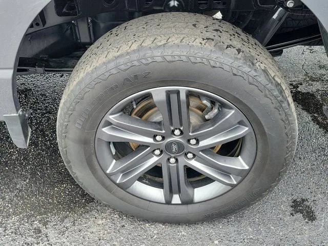 2023 Ford F-150 Lariat photo 7