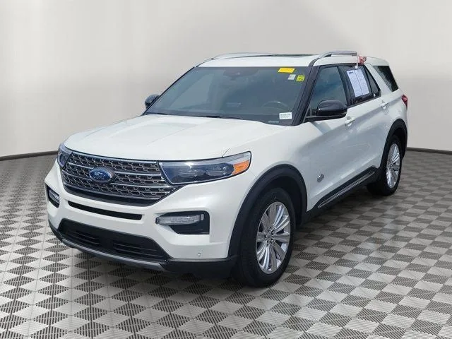 2023 Ford Explorer King Ranch photo 3