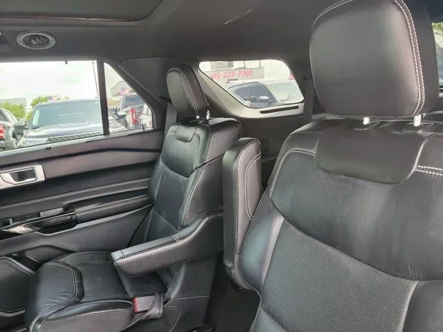 2023 Ford Explorer ST photo 15