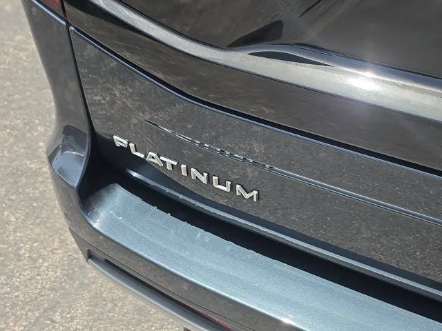 2025 Ford Expedition Max Platinum photo 8