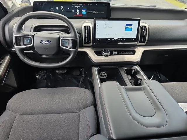 2025 Ford Expedition Active photo 18