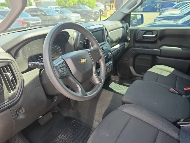 2024 Chevrolet Silverado 1500 Custom photo 14