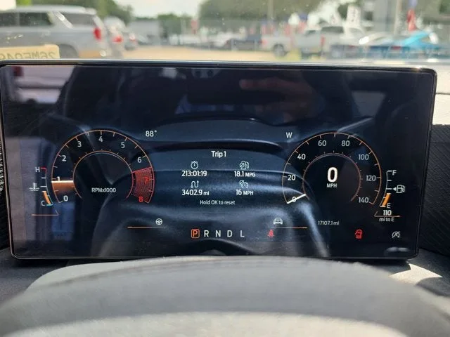2025 Ford Mustang EcoBoost photo 17