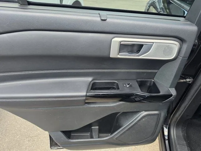 2023 Ford Explorer ST photo 10