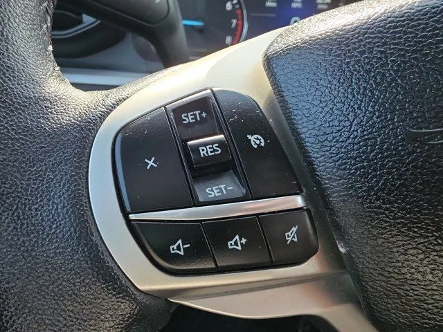 2024 Ford Explorer XLT photo 18