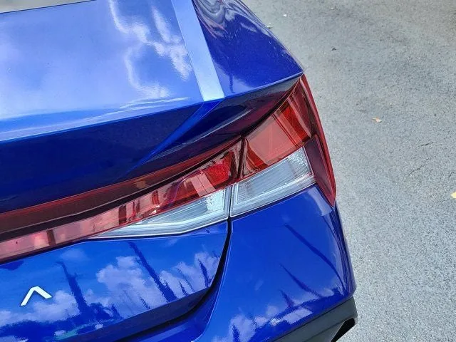 2024 Hyundai Elantra SEL photo 7
