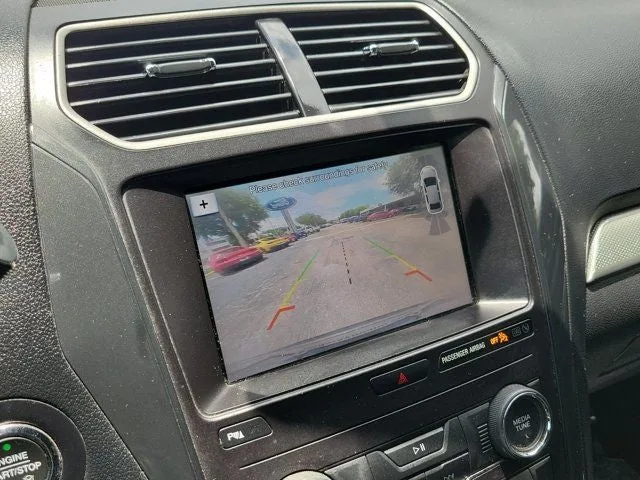 2018 Ford Explorer XLT photo 24