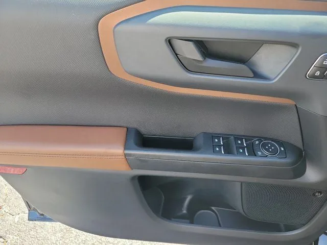 2024 Ford Bronco Sport Outer Banks photo 17