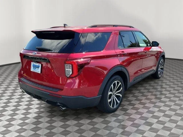 2023 Ford Explorer ST-Line photo 6