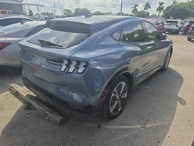 2023 Ford Mustang Mach-E Premium photo 6