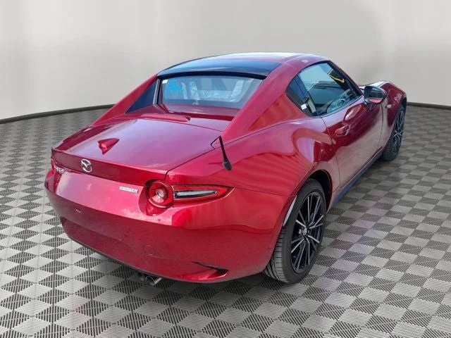 2025 Mazda MX-5 Miata RF Grand Touring RHT GT photo 6