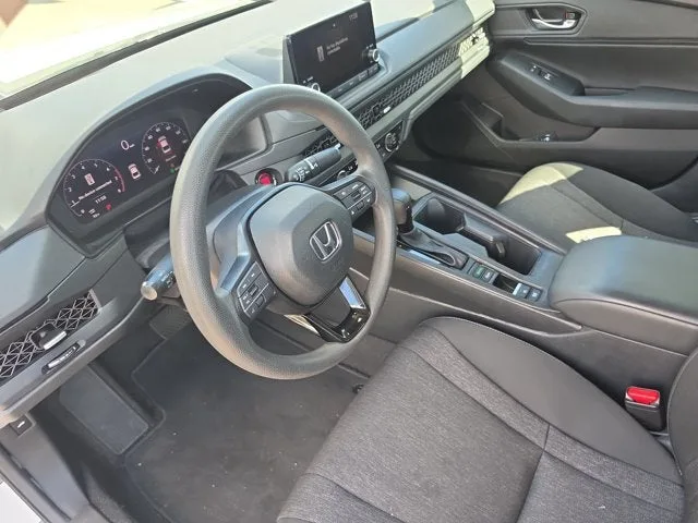 2025 Honda Accord SE photo 18