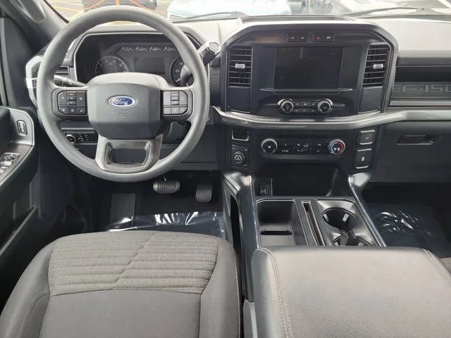 2023 Ford F-150 XL photo 16
