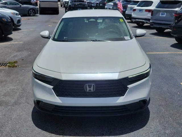 2023 Honda Accord LX photo 2