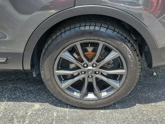 2018 Ford Explorer XLT photo 7