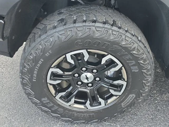 2023 Chevrolet Silverado 1500 ZR2 3LT photo 8