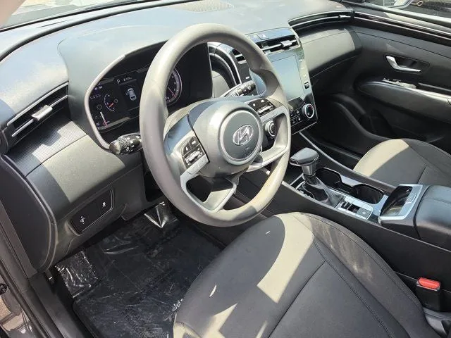 2023 Hyundai Tucson SE photo 19