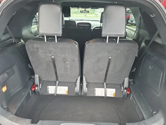 2019 Ford Explorer XLT Sport Appearance Pgk photo 8