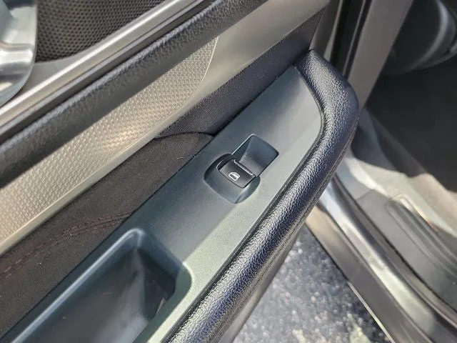 2018 Ford Explorer XLT photo 12