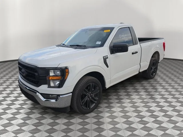 2023 Ford F-150 XL photo 3