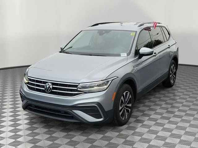 2024 Volkswagen Tiguan 2.0T S photo 3