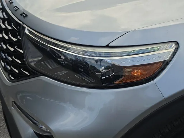 2023 Ford Explorer ST-Line photo 11