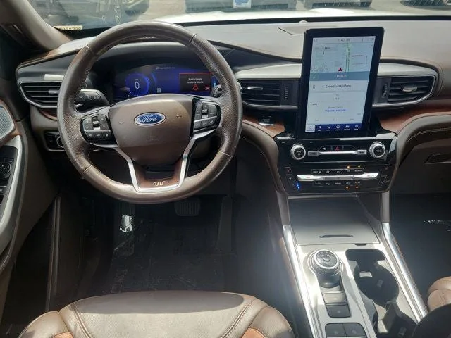 2023 Ford Explorer King Ranch photo 16