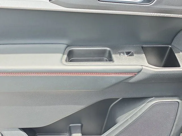 2025 Ford Explorer ST-Line photo 11