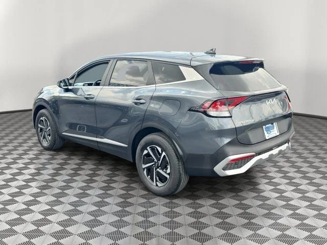 2024 Kia Sportage Hybrid LX photo 4