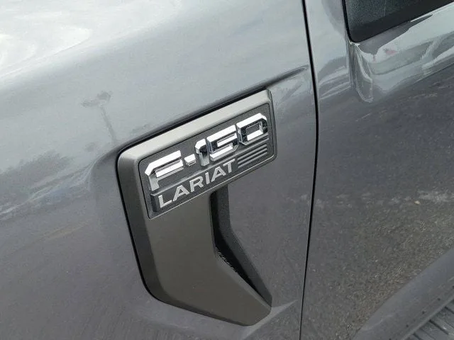 2023 Ford F-150 Lariat photo 10