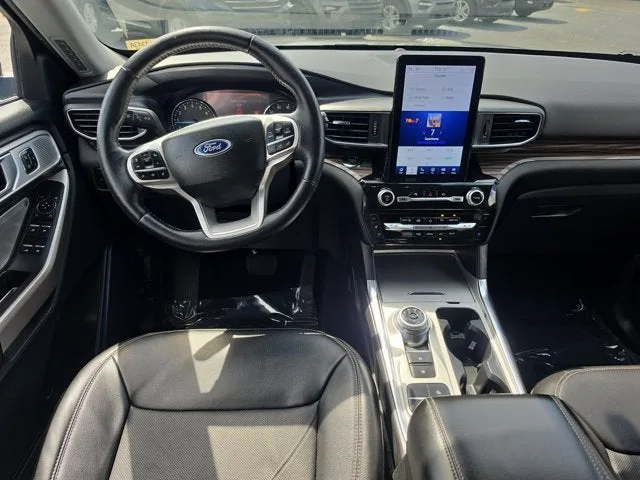 2023 Ford Explorer Limited photo 16