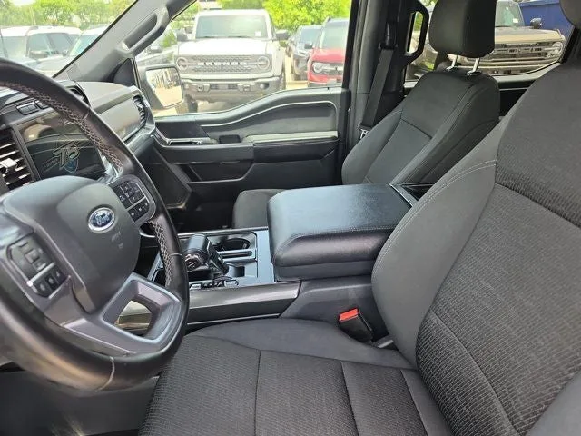 2023 Ford F-150 XLT photo 12