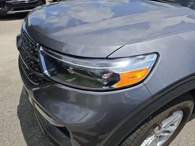2022 Ford Explorer XLT photo 10
