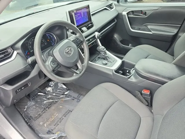 2024 Toyota RAV4 Hybrid LE photo 17