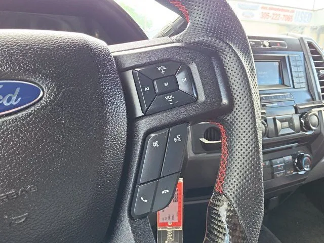 2015 Ford F-150 XLT photo 20