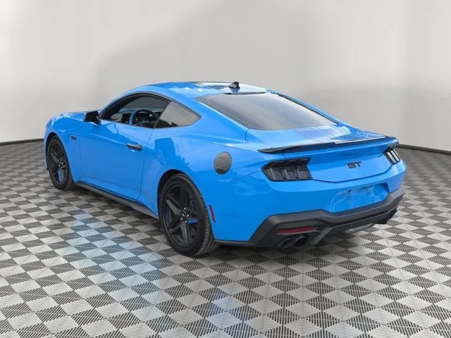 2024 Ford Mustang GT photo 4