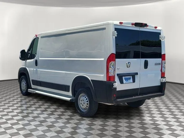 2025 RAM ProMaster 2500 Base LR photo 4