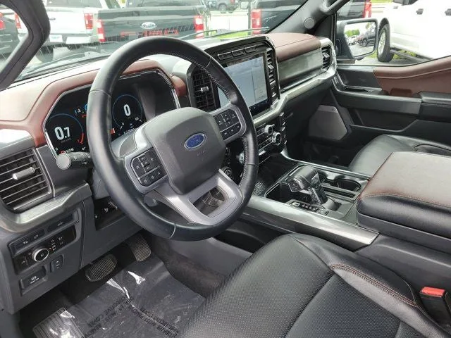 2023 Ford F-150 Lariat photo 19