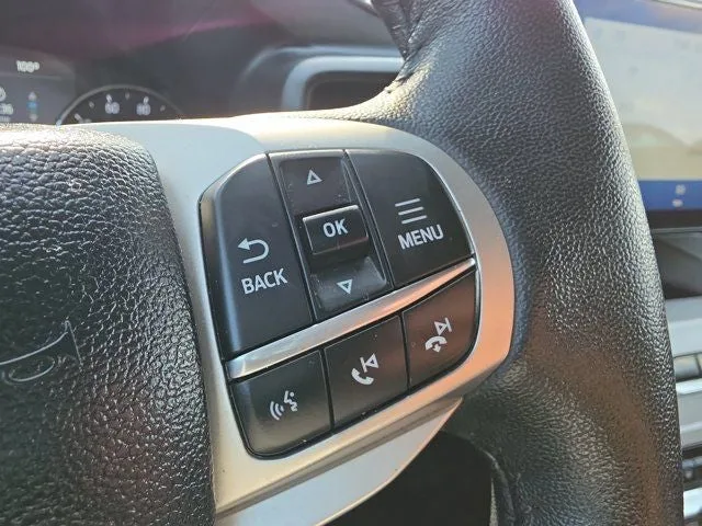 2024 Ford Explorer XLT photo 19