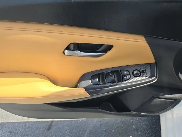 2023 Nissan Sentra SV Premium photo 17
