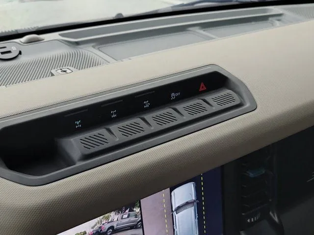 2021 Ford Bronco Wildtrak photo 24