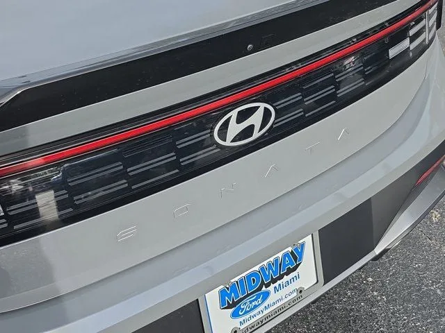 2025 Hyundai Sonata N Line photo 7