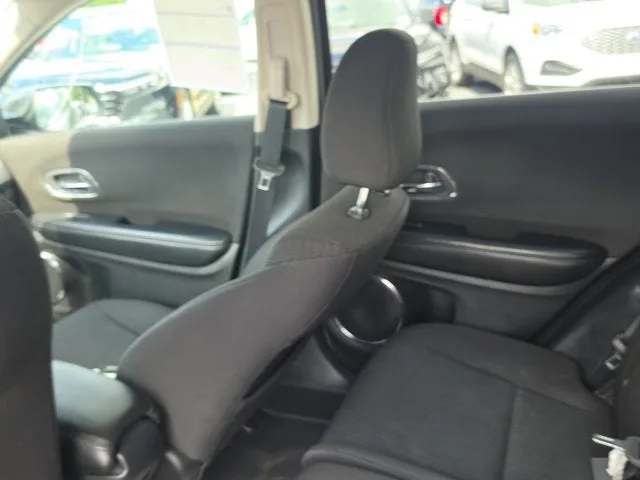 2018 Honda HR-V EX photo 17