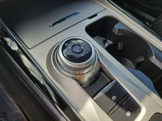 2023 Ford Explorer ST-Line photo 24