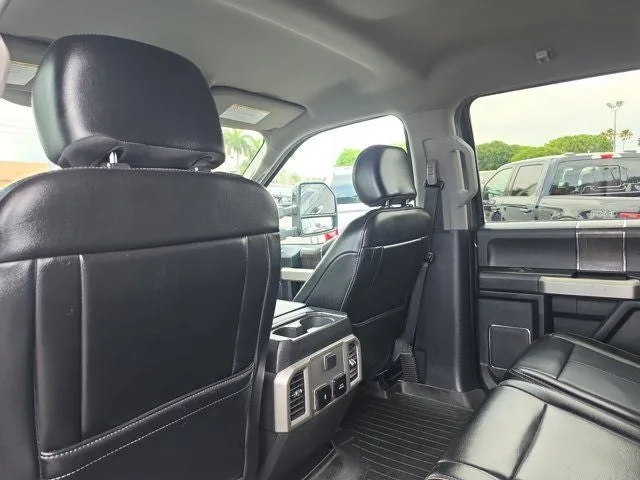 2021 Ford F-250SD Lariat photo 13