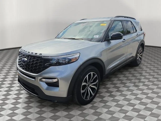 2023 Ford Explorer ST-Line photo 3