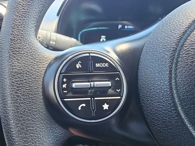 2024 Kia Soul LX photo 21