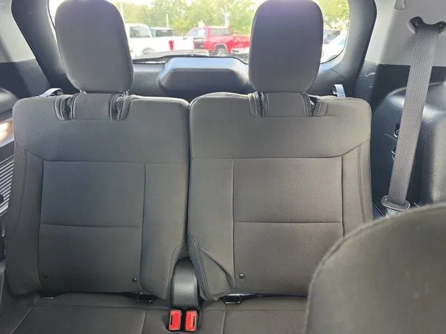 2020 Ford Explorer XLT photo 13