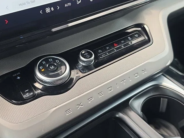 2025 Ford Expedition Active photo 26